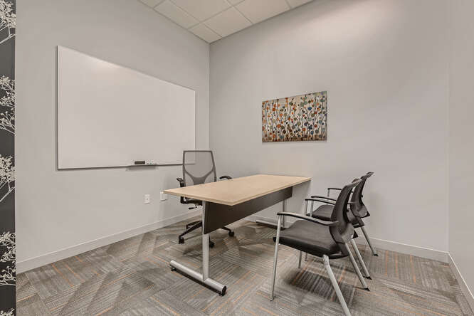 Day Office Rental at Office Evolution Southlands