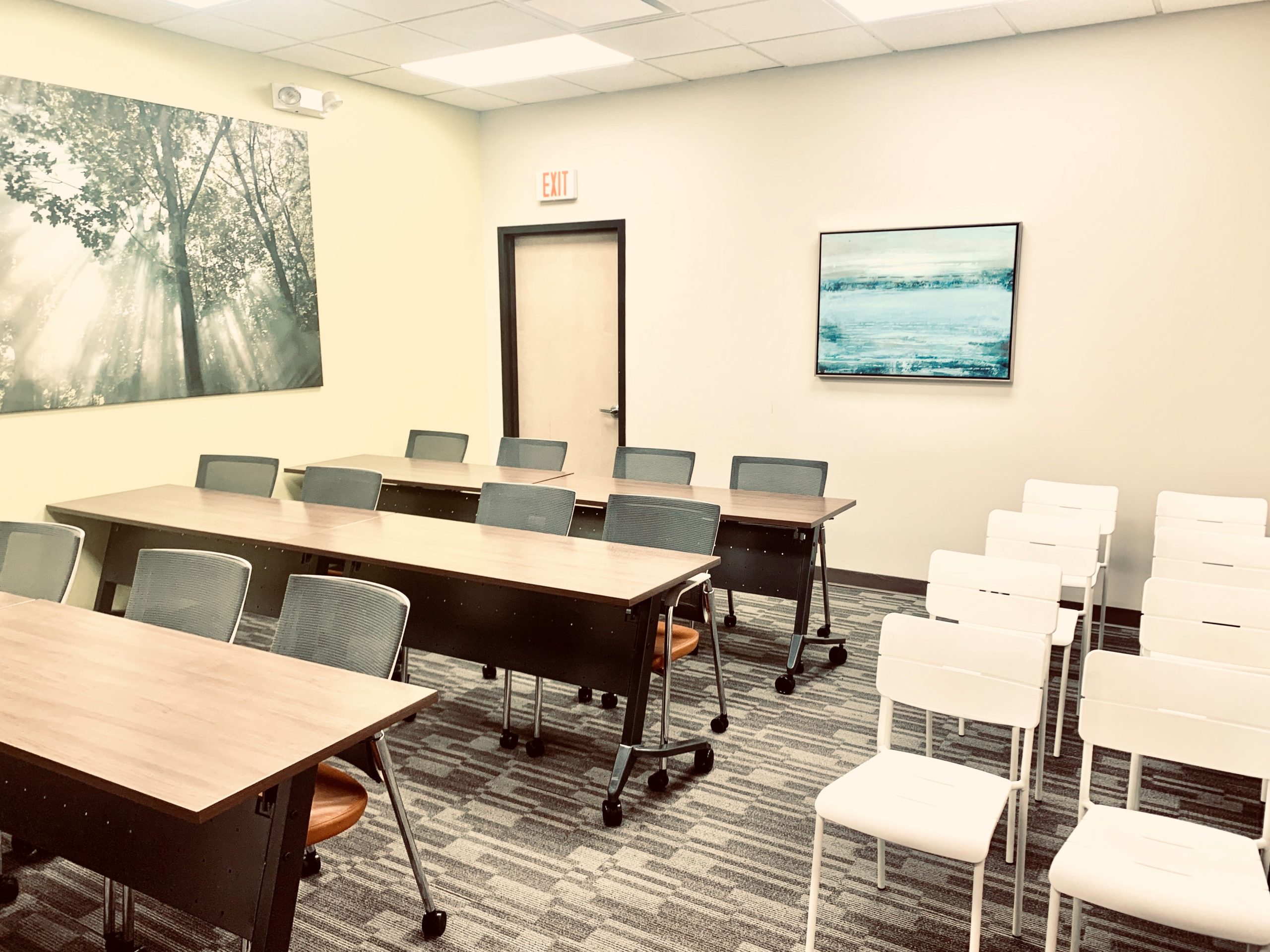 Conference Room for Rent Near Me-3