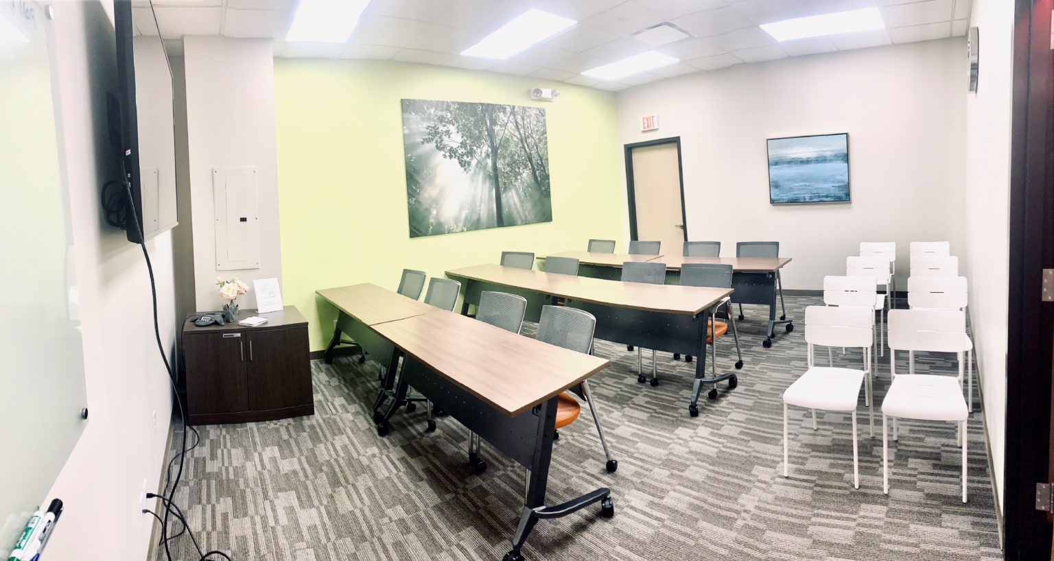 Rent a Meeting Room at Your Convenience